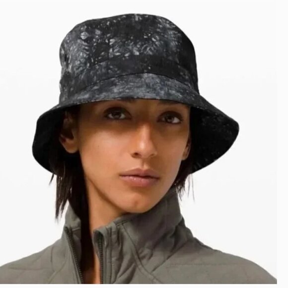Lululemon On My Level Bucket Hat Ink Vapor Ice Grey Multi
